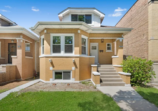 2nd image of 3052 N Major Ave, Chicago, IL 60634 | MLS# 12714308