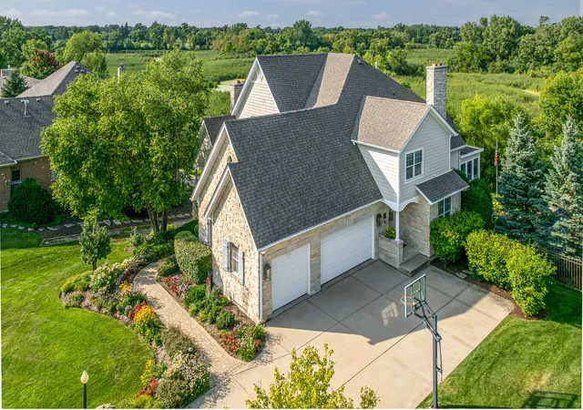 Photo 2 of Mansion for sale at 13487 Cambridge Dr, Lemont, IL 60439 | MLS# 12714392 | Listing updated on 2026-08-29