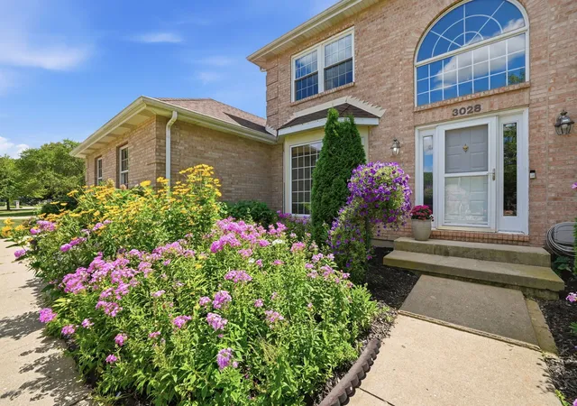 Photo 2 of Single family home for sale at 3028 Wedgewood Dr, De Kalb, IL 60115 | MLS# 12714449 | Listing updated on 2026-08-28
