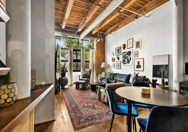 3rd image of 331 S Peoria St #105, Chicago, IL 60607 | MLS# 12714476