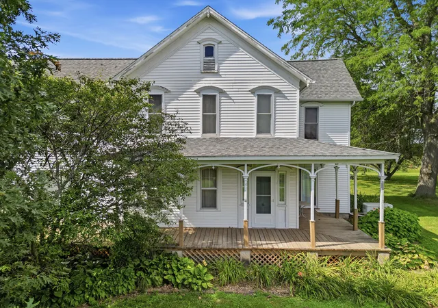 Photo 2 of Single family home for sale at 24654 Hazel Rd, Sterling, IL 61081 | MLS# 12714478 | Listing updated on 2026-09-14