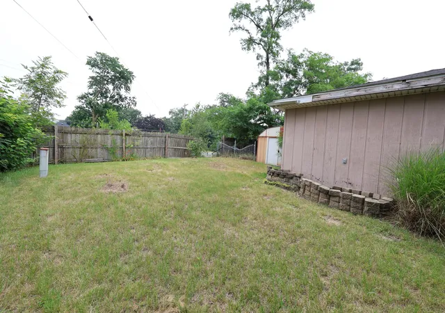 Photo 4 of Single family home for sale at 15026 Diekman Ct, Dolton, IL 60419 | MLS# 12714529 | Listing updated on 2026-09-17