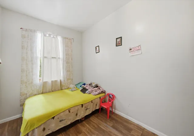 5th image of 8914 S Exchange Ave, Chicago, IL 60617 | MLS# 12714543