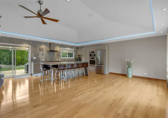 Photo 3 of Single family home for sale at 17w544 Sutton Pl, Darien, IL 60561 | MLS# 12714656 | Listing updated on 2026-09-08