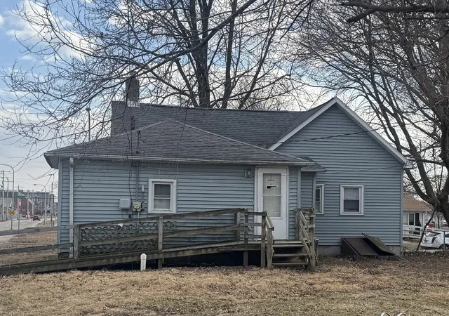 25th image of 412 E Columbia Ave, Champaign, IL 61820 | MLS# 12714677