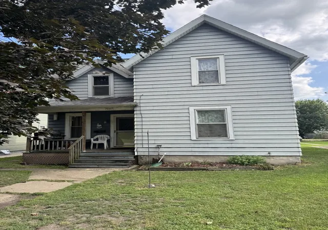 1st image of 407 W 6th St, Sterling, IL 61081 | MLS# 12714690