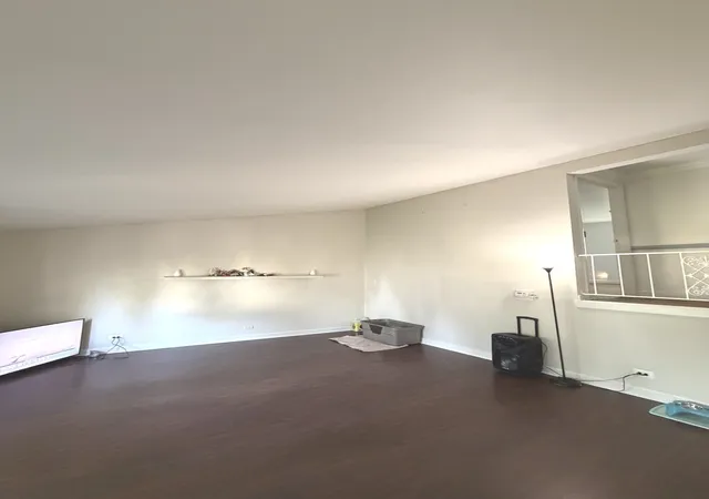 Photo 3 of Single family home for sale at 360 Tee Ln, Carpentersville, IL 60110 | MLS# 12714720 | Listing updated on 2026-09-03