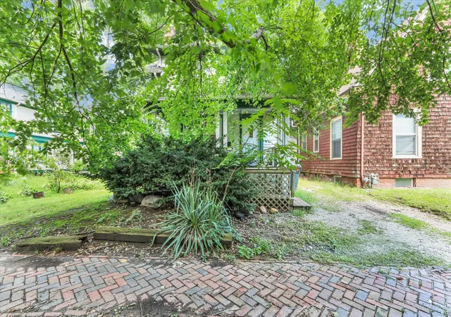 Photo 1 of Single family home for sale at 702 W Oregon St, Urbana, IL 61801 | MLS# 12714741 | Listing updated on 2026-09-17