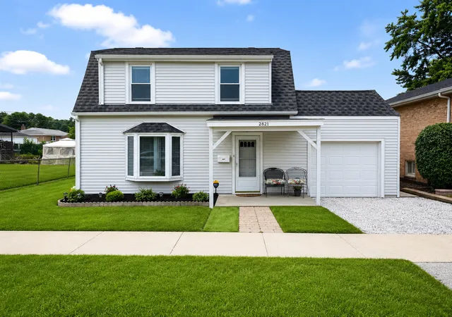 1st image of 2821 W 102nd St Sw, Evergreen Park, IL 60805 | MLS# 12714771