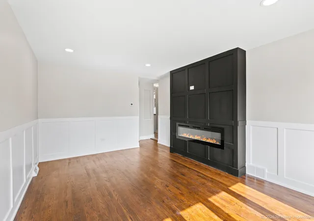 Photo 3 of Single family home for sale at 4324 S Keating Ave, Chicago, IL 60632 | MLS# 12714788 | Listing updated on 2026-10-18