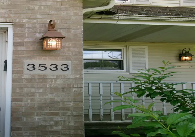 2nd image of 3533 Fairway Ct, Crete, IL 60417 | MLS# 12714807