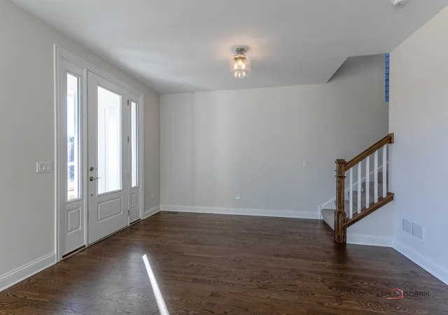 Photo 2 of Single family home for sale at 166 Roman Ln, Hawthorn Woods, IL 60047 | MLS# 12714820 | Listing updated on 2026-08-03