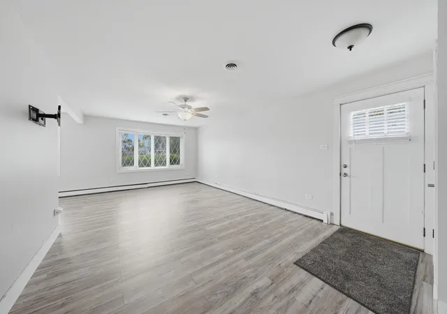 Photo 3 of Single family home for sale at 5432 137th Street, Crestwood, IL 60418 | MLS# 12714821 | Listing updated on 2026-09-12