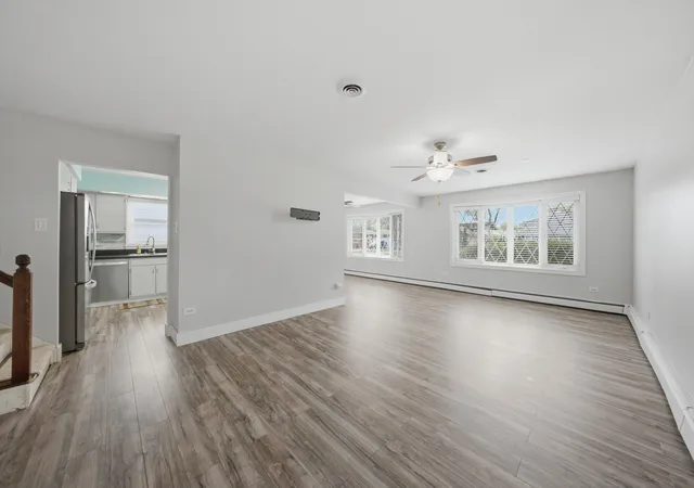 Photo 4 of Single family home for sale at 5432 137th Street, Crestwood, IL 60418 | MLS# 12714821 | Listing updated on 2026-09-12