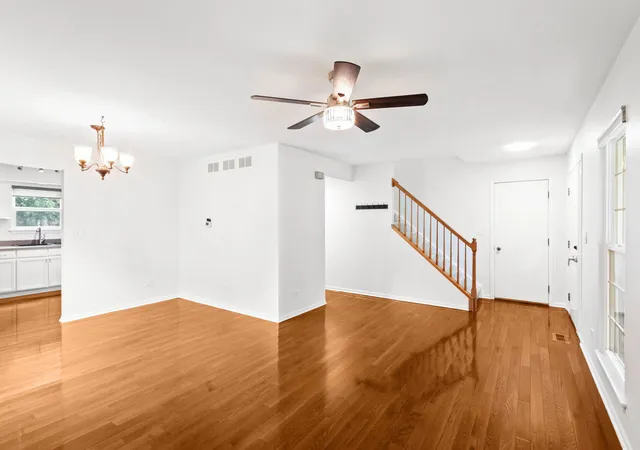 Photo 3 of Single family home for sale at 912 Matthew Ct, Naperville, IL 60540 | MLS# 12714839 | Listing updated on 2026-09-15