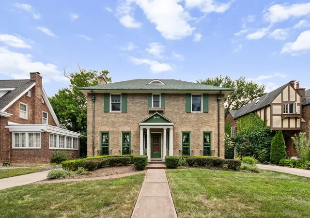 Photo 1 of Sale Pending at 525 Wisner St, Park Ridge, IL 60068 | MLS# 12714869 | Listing updated on 2026-08-13
