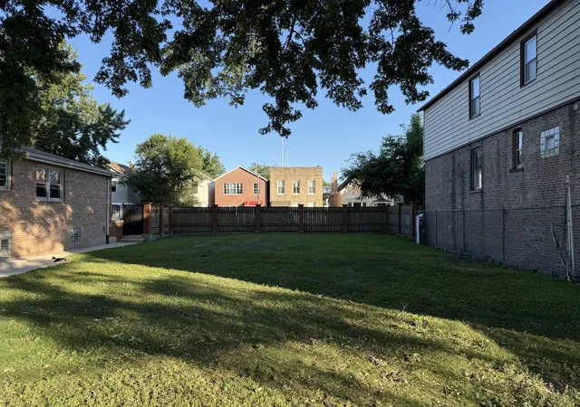 Photo 2 of Single family home for sale at 2706 S Hillock Ave, Chicago, IL 60608 | MLS# 12714883 | Listing updated on 2026-09-04