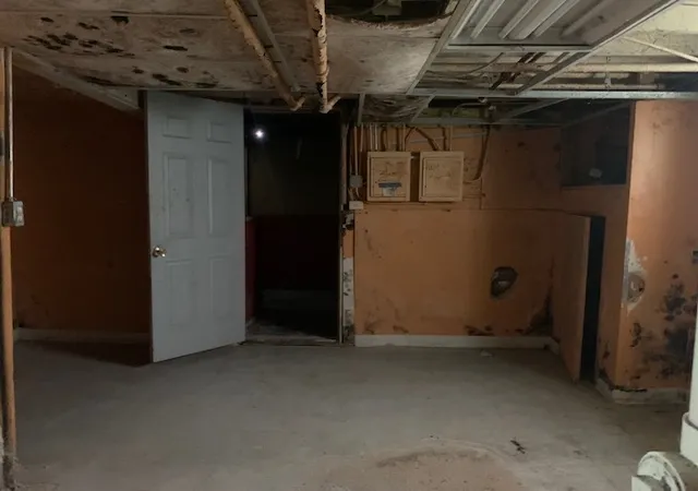 28th image of 11833 S Indiana Ave, Chicago, IL 60628 | MLS# 12714928