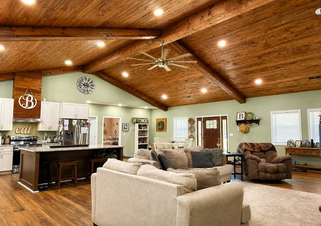 Photo 4 of Single family home for sale at 44 Woodland Dr, Metropolis, IL 62960 | MLS# 12714946 | Listing updated on 2026-09-06