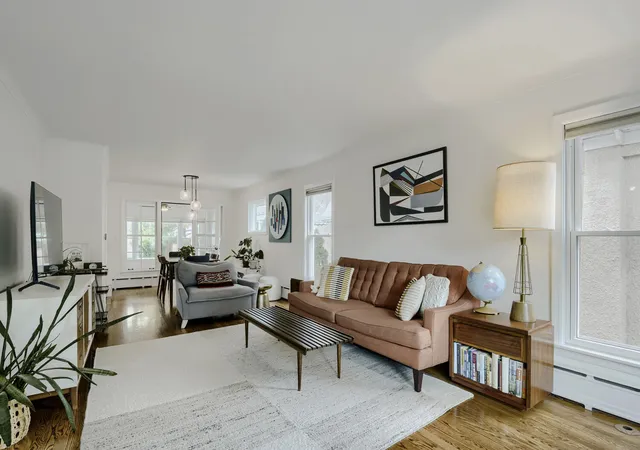 Photo 4 of Single family home for sale at 4538 N Kostner Ave, Chicago, IL 60630 | MLS# 12714971 | Listing updated on 2026-10-22