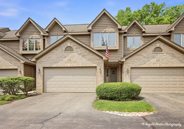 1st image of 526 Silver Aspen Cir, Crystal Lake, IL 60014 | MLS# 12714980