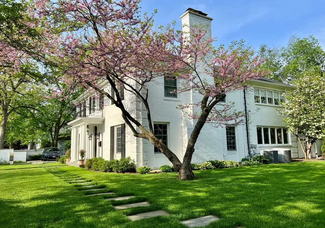 Photo 2 of Single family home for sale at 1140 Oakley Ave, Winnetka, IL 60093 | MLS# 12715045 | Listing updated on 2026-09-14