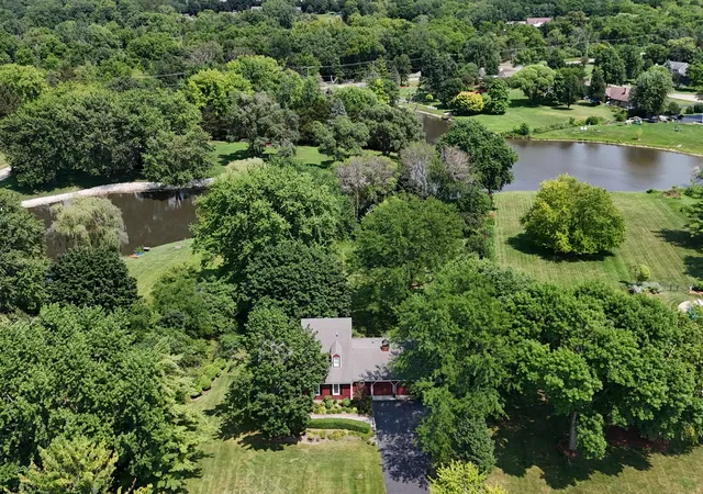 1st image of 33925 N Fischer Dr, Ingleside, IL 60041 | MLS# 12715069