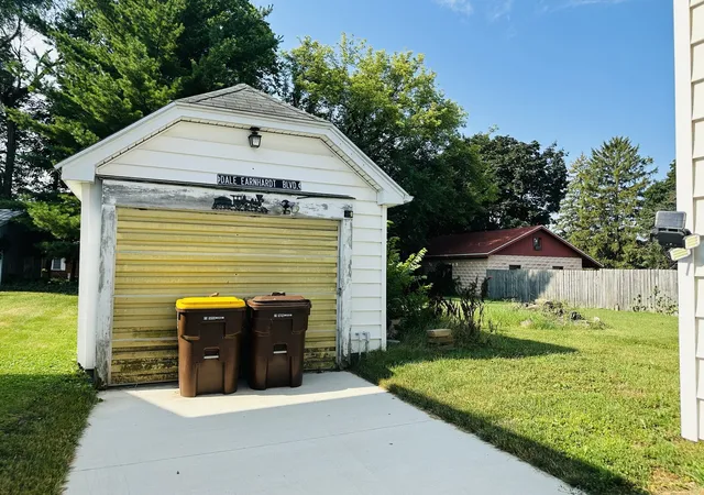 27th image of 325 W Moseley St, Freeport, IL 61032 | MLS# 12715091
