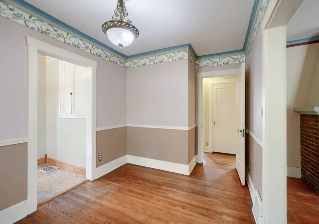 image of 345 Vincent Pl, Elgin, IL 60123 | MLS# 12715140