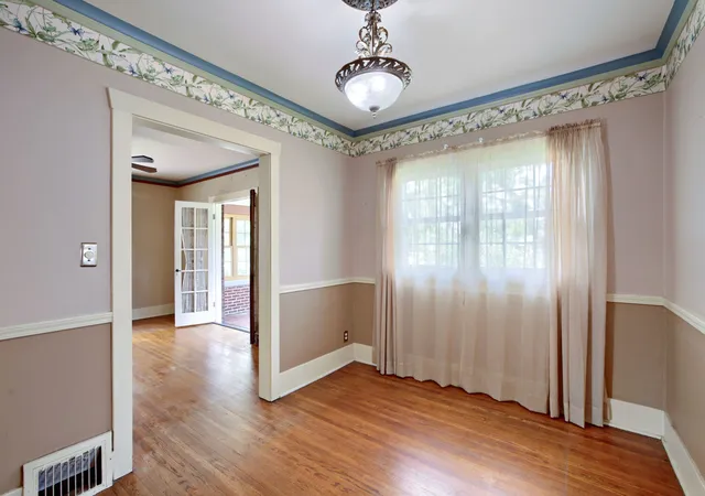 image of 345 Vincent Pl, Elgin, IL 60123 | MLS# 12715140