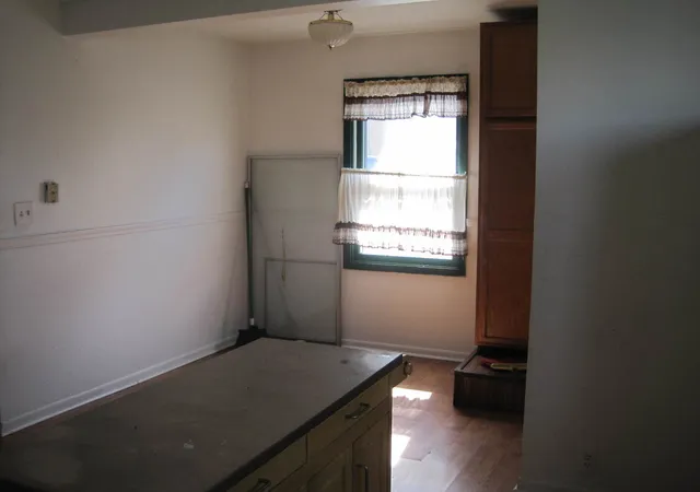 Photo 3 of Single family home for sale at 124 Cary St, Cary, IL 60013 | MLS# 12715144 | Listing updated on 2026-09-21