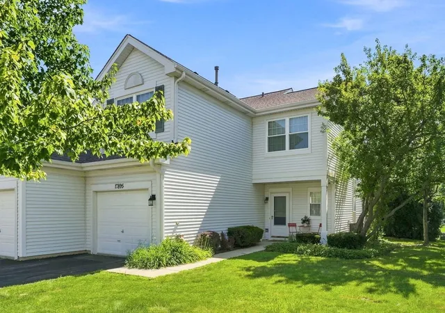 Photo 1 of Townhouse for sale at 17895 W Braewick Rd, Gurnee, IL 60031 | MLS# 12715145 | Listing updated on 2026-09-14