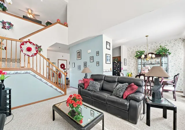 Photo 3 of Townhouse for sale at 17895 W Braewick Rd, Gurnee, IL 60031 | MLS# 12715145 | Listing updated on 2026-09-14