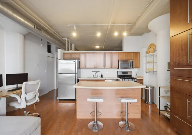 2nd image of 1525 S Sangamon St #311, Chicago, IL 60608 | MLS# 12715156