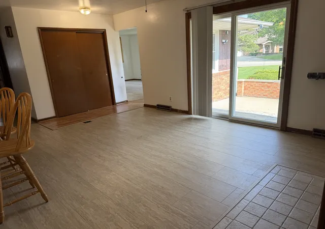 Photo 3 of Single family home for sale at 710 Carolyn St, Mendota, IL 61342 | MLS# 12715188 | Listing updated on 2026-10-06