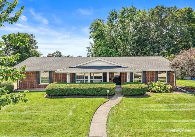 Photo 1 of Single family home for sale at 2250 Lowell St, Aurora, IL 60506 | MLS# 12715199 | Listing updated on 2026-08-14