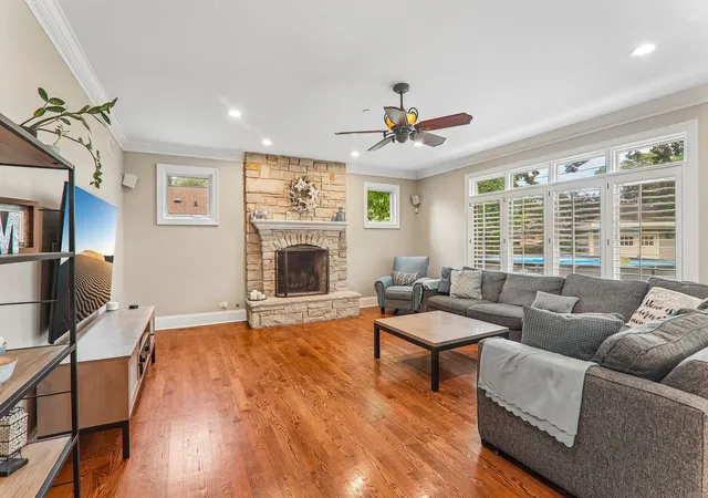 Photo 2 of Mansion for sale at 603 S Main St, Mount Prospect, IL 60056 | MLS# 12715205 | Listing updated on 2026-08-13