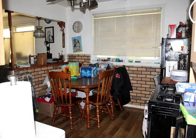 3rd image of 450 Hyde Park Ave, Hillside, IL 60162 | MLS# 12715237