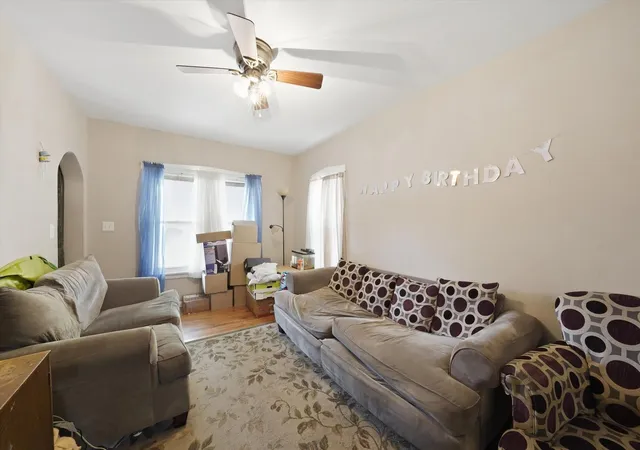 5th image of 1329 Maple Ave, Berwyn, IL 60402 | MLS# 12715249