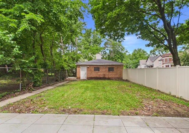 23rd image of 234 W 117th St, Chicago, IL 60628 | MLS# 12715255