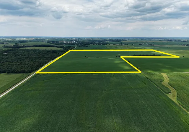 Photo 1 of Land for sale at 11081 N 15000e Rd, Grant Park, IL 60940 | MLS# 12715265 | Listing updated on 2026-08-03