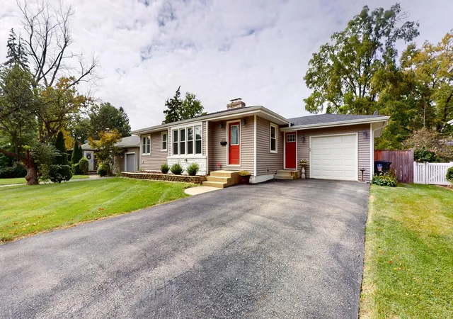 Single family home for sale at 3936 Highland Ave, Downers Grove, IL 60515 | MLS# 12715266