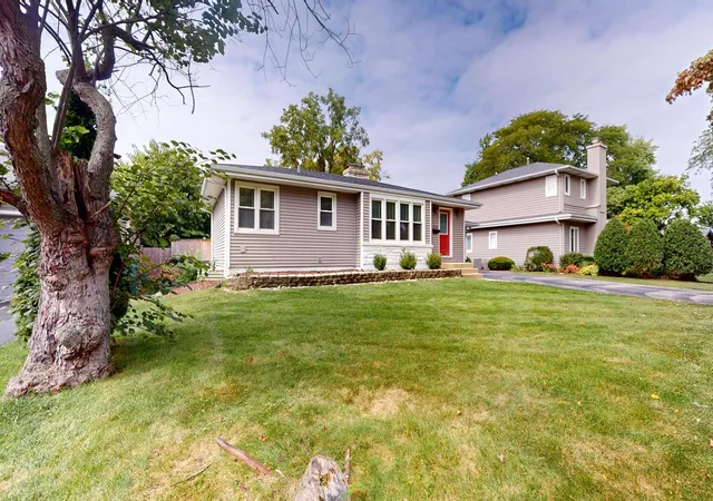 Photo 3 of Single family home for sale at 3936 Highland Ave, Downers Grove, IL 60515 | MLS# 12715266 | Listing updated on 2026-10-07