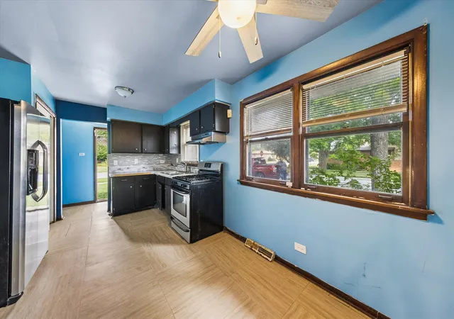 5th image of 15101 Beachview Ter, Dolton, IL 60419 | MLS# 12715270