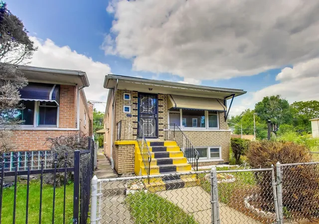 2nd image of 6506 S Laflin St, Chicago, IL 60636 | MLS# 12715347