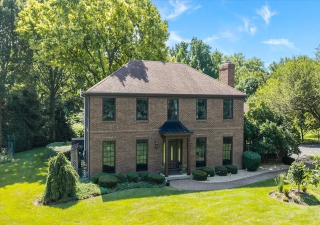 Photo 1 of Single family home for sale at 40w170 Deer Run Dr, St. Charles, IL 60175 | MLS# 12715421 | Listing updated on 2026-08-10