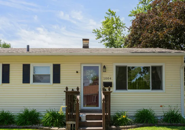 Photo 2 of Sale Pending at 1004 37th Avenue, East Moline, IL 61244 | MLS# 12715460 | Listing updated on 2026-08-02
