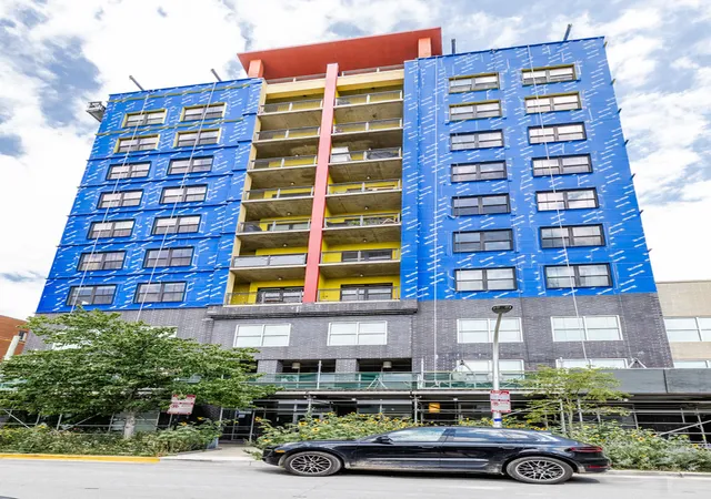 Listing Photo 1 - Condo for sale in building located at 1122 W Catalpa Ave, Chicago, IL 60640 - Unit #616