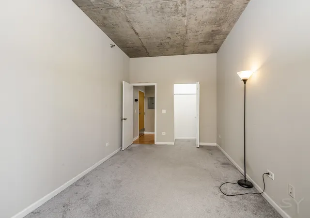 Listing Photo 4 - Condo for sale in building located at 1122 W Catalpa Ave, Chicago, IL 60640 - Unit #616