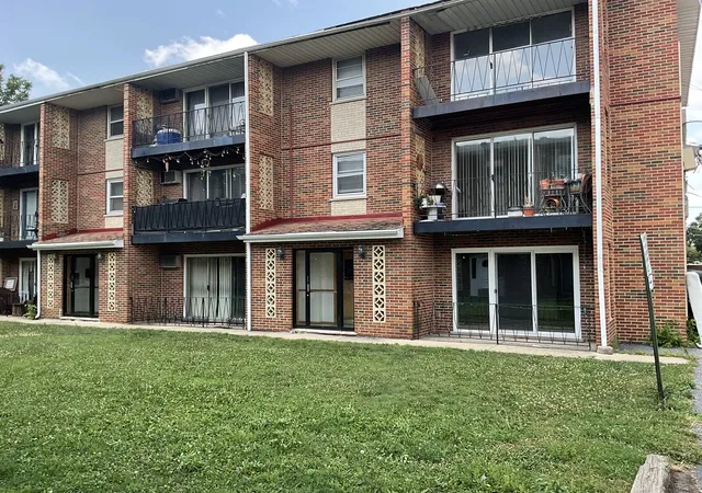 1st image of 6436 W 64th Pl #C1, Chicago, IL 60638 | MLS# 12715492